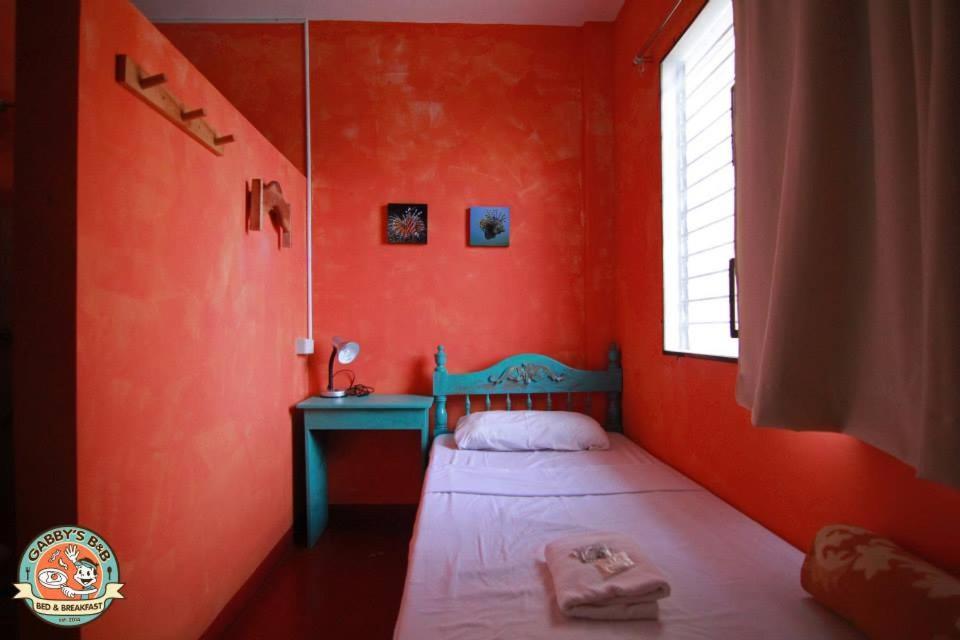 Gabby'S Bed & Breakfast Dumaguete City Екстер'єр фото