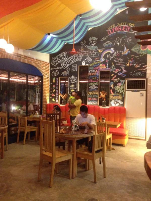 Gabby'S Bed & Breakfast Dumaguete City Екстер'єр фото