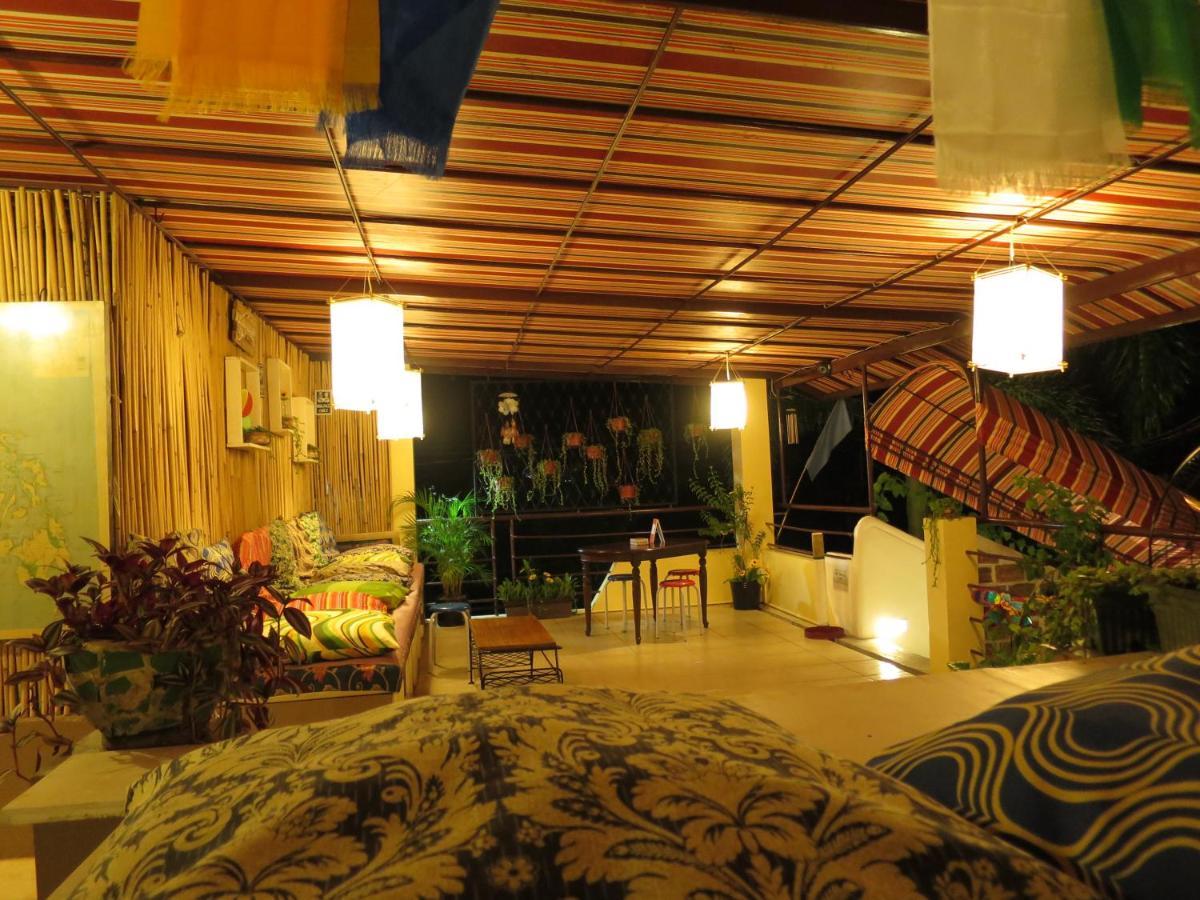 Gabby'S Bed & Breakfast Dumaguete City Екстер'єр фото